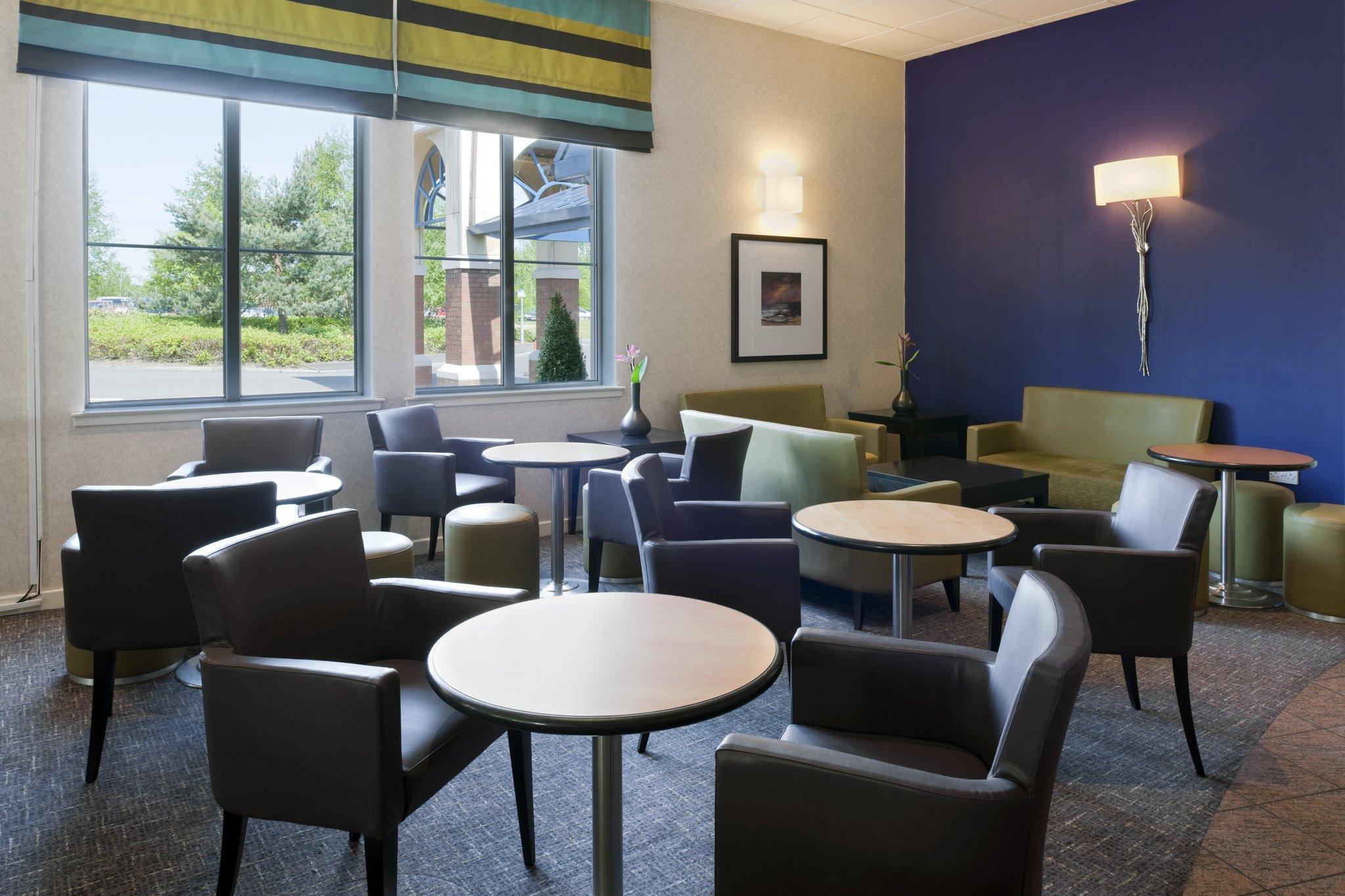 Holiday Inn Express Strathclyde Park M74, Jct 5, An Ihg Hotel Motherwell Extérieur photo